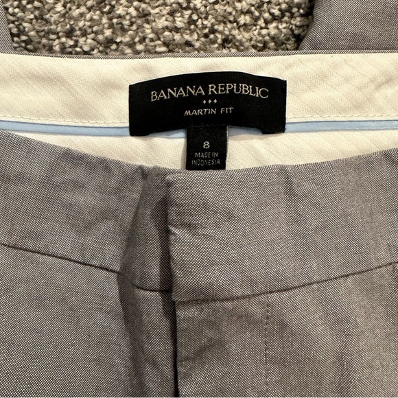Banana Republic Grey Martin Fit Pants. Women’s 8. - Picture 2 of 9